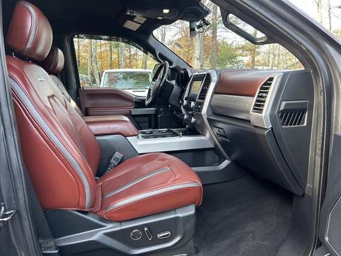 Used 2020 Ford F250 Platinum w/ FX4 Off-Road Package image 16