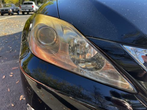 Used 2010 Lexus IS 250C image 12