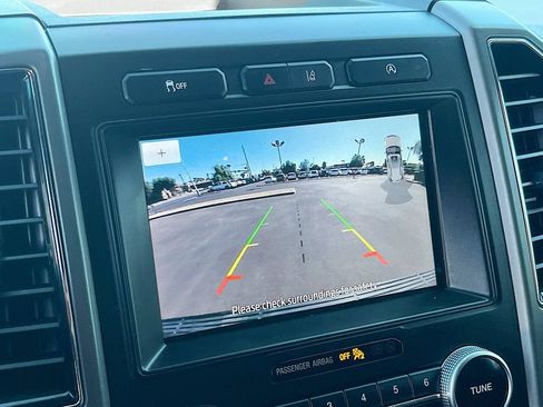 Used 2021 Ford Expedition XLT RWD image 14