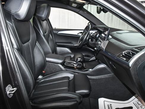 Used 2025 BMW X4 xDrive30i image 62