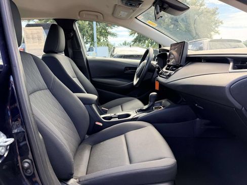 Used 2024 Toyota Corolla LE FWD image 9