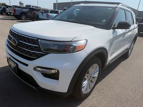 Used 2024 Ford Explorer King Ranch w/ Technology Package AWD/4WD image 23