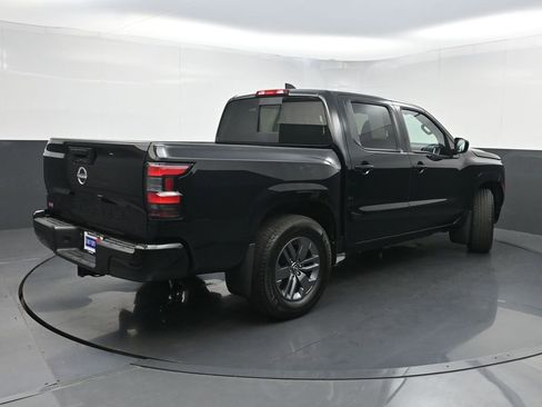 Used 2025 Nissan Frontier SV w/ SV Convenience Package RWD image 22