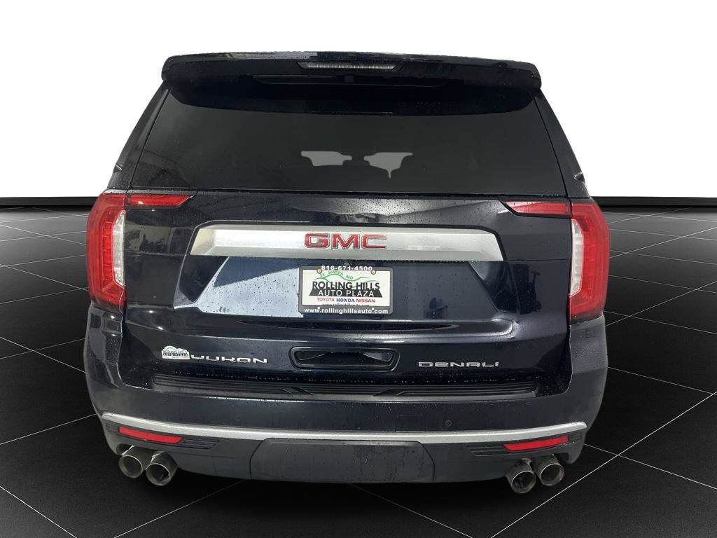 Used 2022 GMC Yukon Denali AWD/4WD image 4