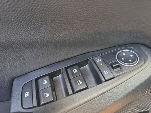 Certified 2024 Kia Seltos EX FWD image 27