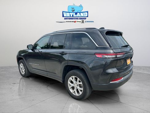 Certified 2023 Jeep Grand Cherokee Limited RWD image 3