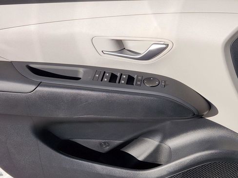 New 2026 Hyundai Tucson SE image 21