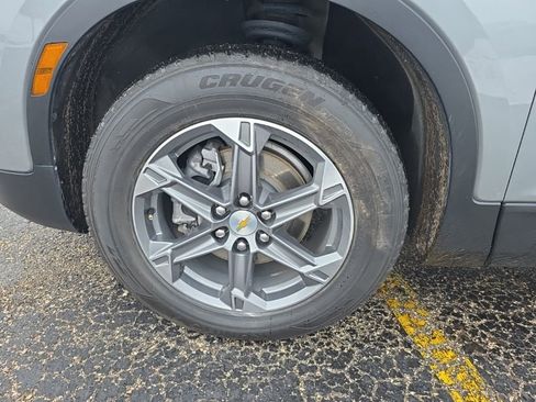 Used 2023 Chevrolet Blazer LT image 12