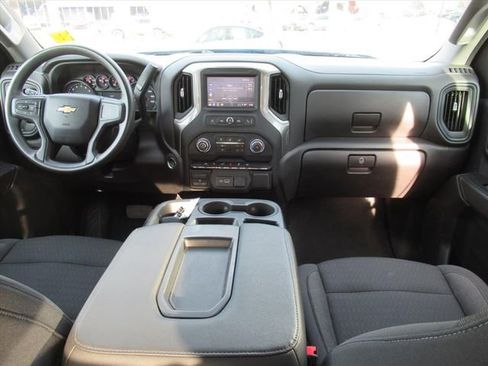 Used 2024 Chevrolet Silverado 1500 Custom image 12