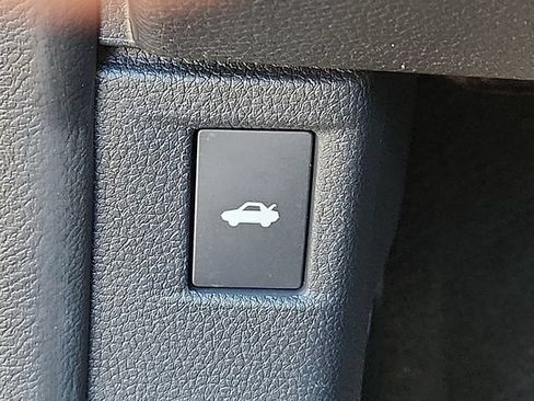 Used 2025 Honda Accord Sport image 26