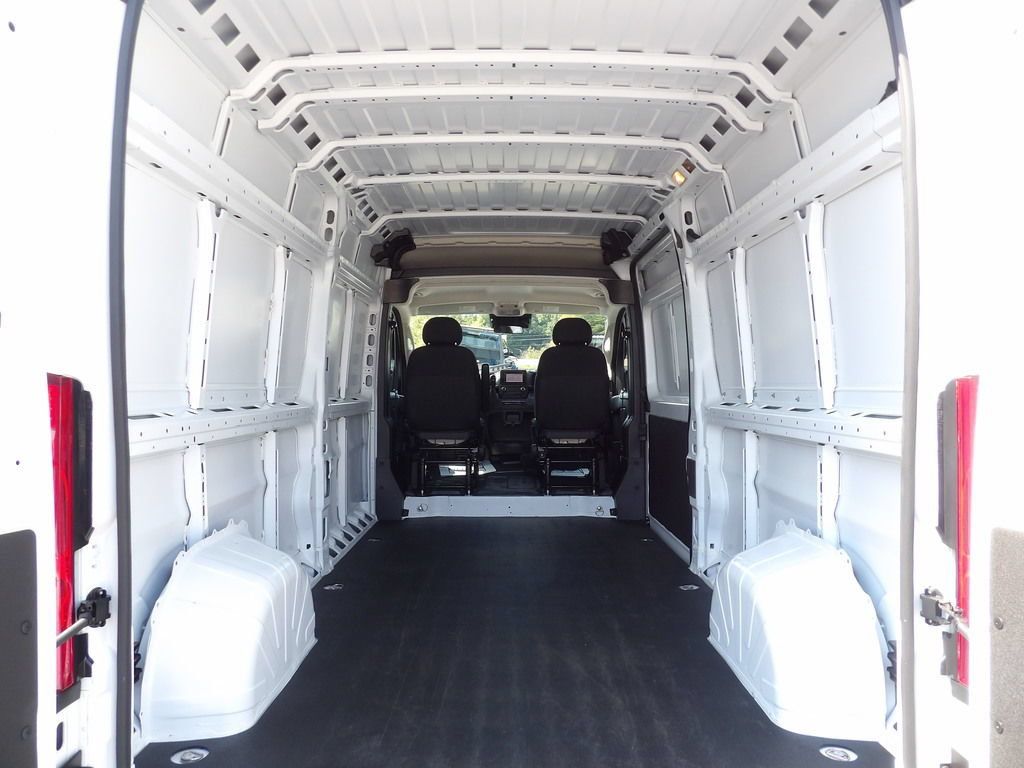 Used 2024 RAM ProMaster 2500 FWD image 41