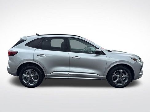 Used 2023 Ford Escape ST-Line w/ Tech Pack #1 AWD/4WD image 6