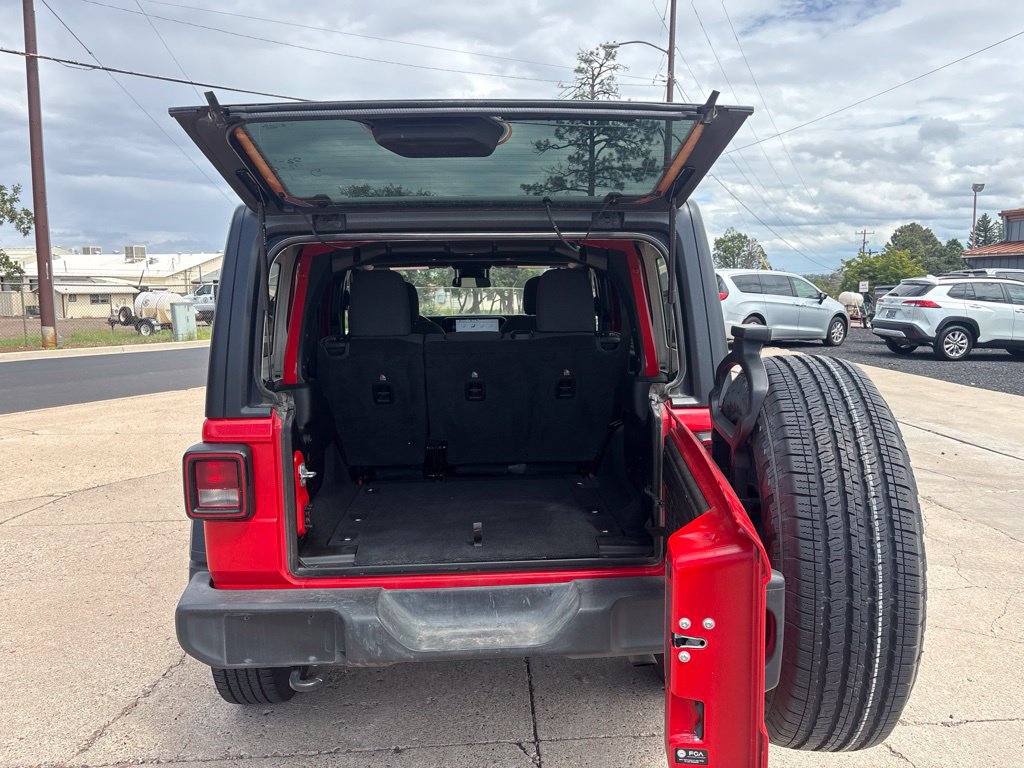 Used 2024 Jeep Wrangler Unlimited Sport AWD/4WD image 8