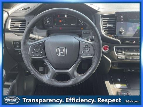 Used 2024 Honda Passport TrailSport image 14