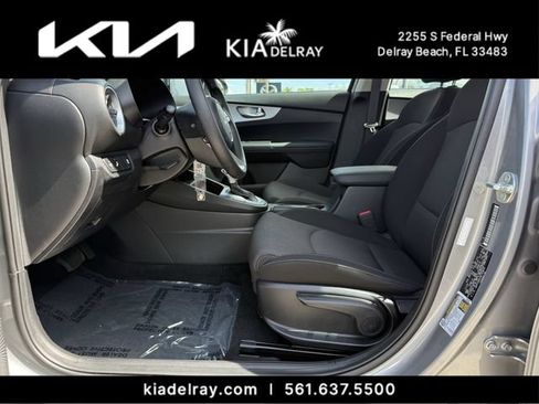 Certified 2024 Kia Forte LXS w/ LXS Technology Package FWD image 16