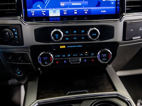 Used 2022 Ford F250 Lariat w/ Tremor Off-Road Package image 49