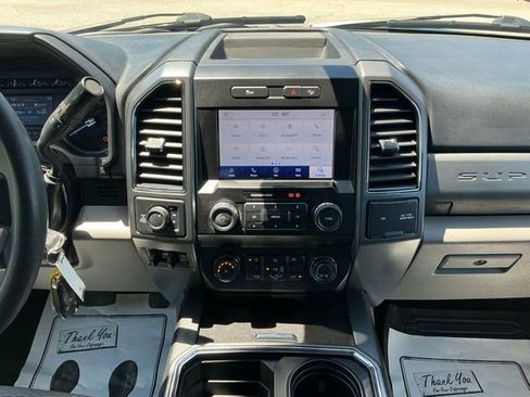 Used 2021 Ford F250 XLT w/ XLT Premium Package AWD/4WD image 21