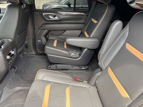 Used 2021 GMC Yukon AT4 w/ AT4 Premium Package AWD/4WD image 30