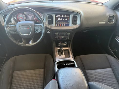 Used 2023 Dodge Charger SXT RWD image 17