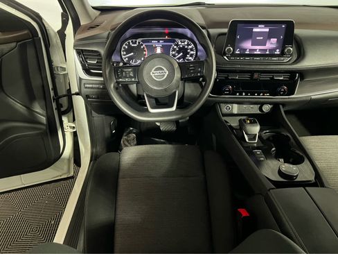 Used 2021 Nissan Rogue SV image 13