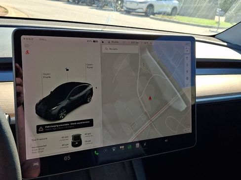 Used 2021 Tesla Model Y Long Range AWD/4WD image 17