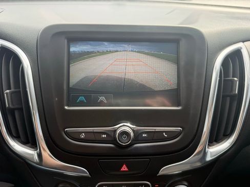 Used 2018 Chevrolet Equinox LT image 41