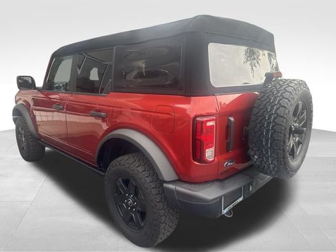Used 2024 Ford Bronco Black Diamond AWD/4WD image 4