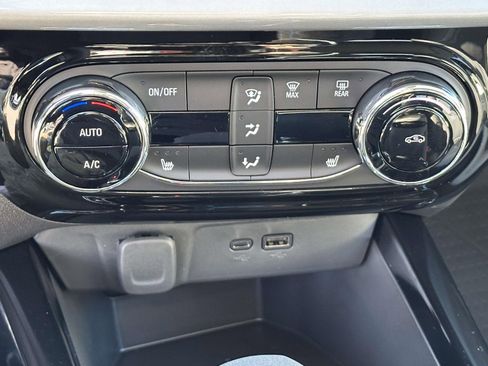 New 2026 Chevrolet Trax LT w/ Driver Confidence Package image 12