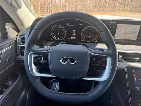 Certified 2025 INFINITI QX80 Sensory image 16