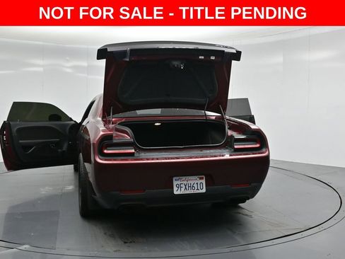 Used 2019 Dodge Challenger SRT Hellcat image 28