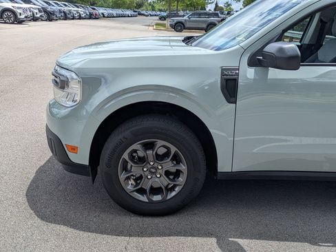 Certified 2024 Ford Maverick XLT FWD image 11