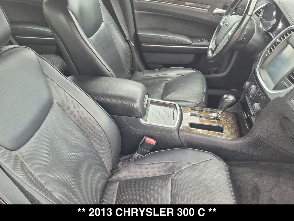 Used 2013 Chrysler 300 C RWD image 26
