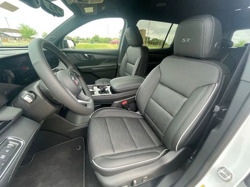 New 2026 Buick Enclave Sport Touring w/ Power Package FWD image 20