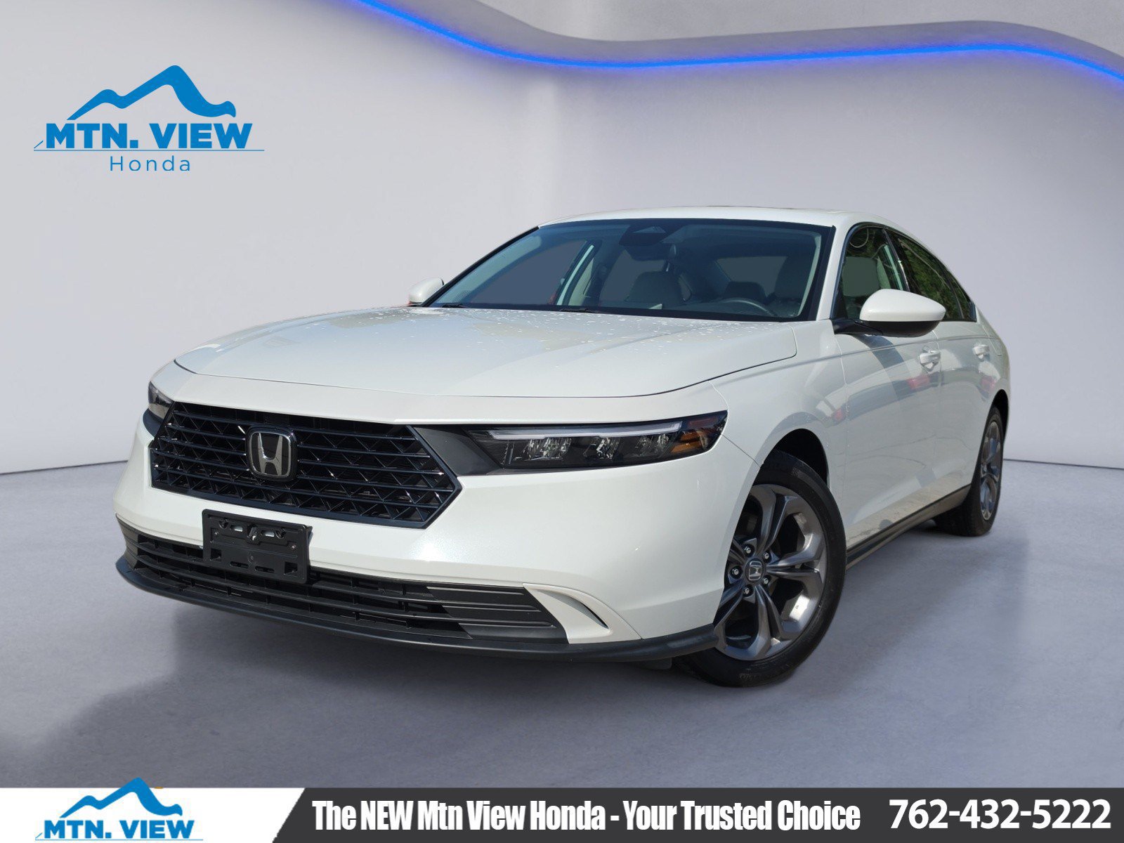 Used 2024 Honda Accord EX image 1