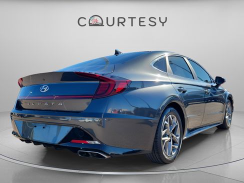 Certified 2021 Hyundai Sonata SEL w/ Preferred Accessory Package image 3
