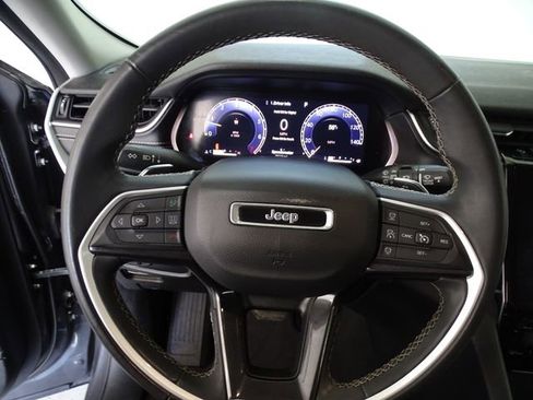 Used 2023 Jeep Grand Cherokee L Laredo AWD/4WD image 6