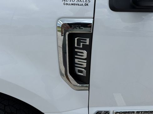 Used 2018 Ford F350 XL w/ Power Equipment Group AWD/4WD image 15