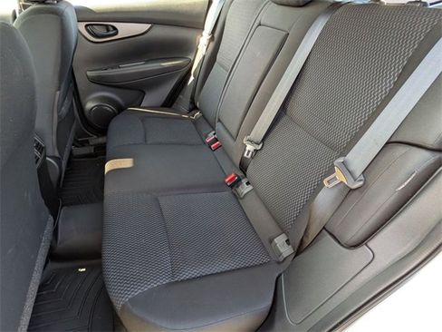 Certified 2021 Nissan Rogue Sport S image 27