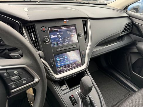 Certified 2025 Subaru Outback image 21