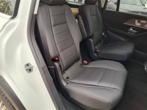 New 2026 Mercedes-Benz GLS 450 4MATIC image 13
