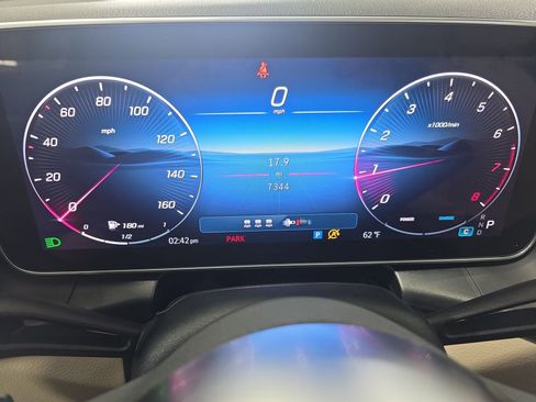 Certified 2025 Mercedes-Benz GLC 300 image 19