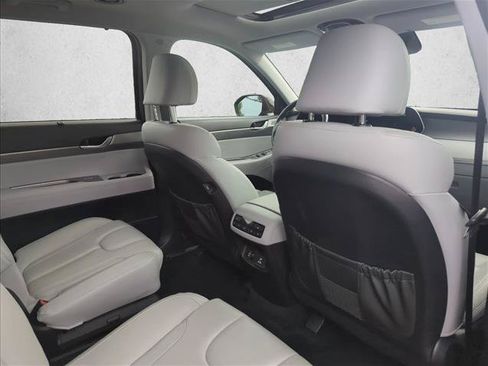 Used 2021 Hyundai Palisade SEL w/ Premium Package FWD image 27