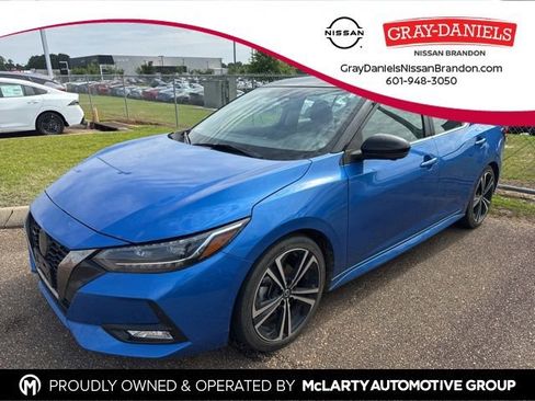 Used 2023 Nissan Sentra SR w/ SR Premium Package FWD image 1