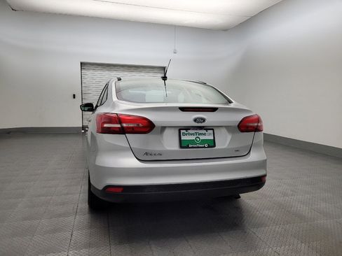 Used 2018 Ford Focus SE image 6