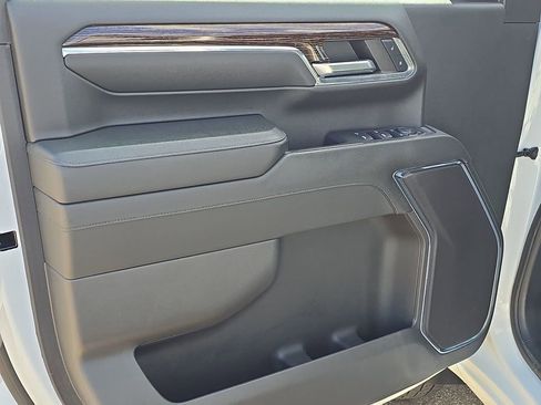 Certified 2024 GMC Sierra 2500 SLE w/ SLE Value Package; image 25