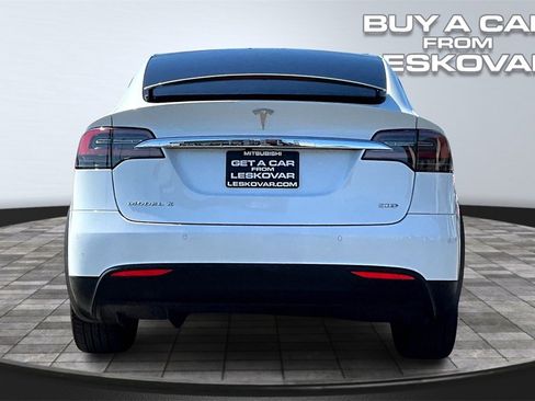 Used 2016 Tesla Model X 90D image 4