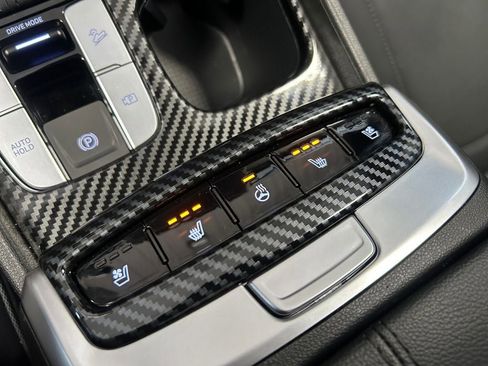 Certified 2024 Hyundai Santa Cruz Limited image 36