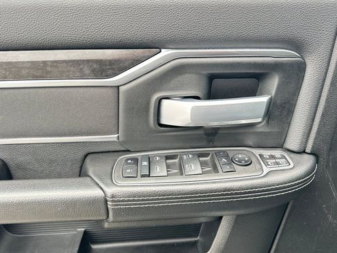 Used 2024 RAM 2500 Big Horn image 12