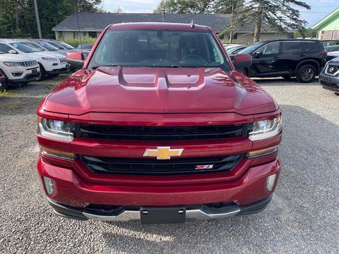 Used 2018 Chevrolet Silverado 1500 LT w/ All Star Edition AWD/4WD image 2