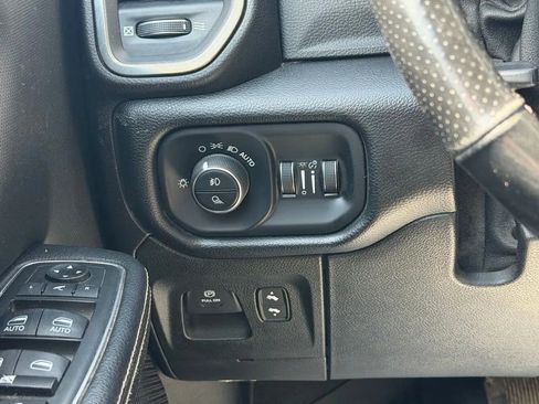 Used 2019 RAM 1500 Sport w/ Level 2 Equipment Group AWD/4WD image 14